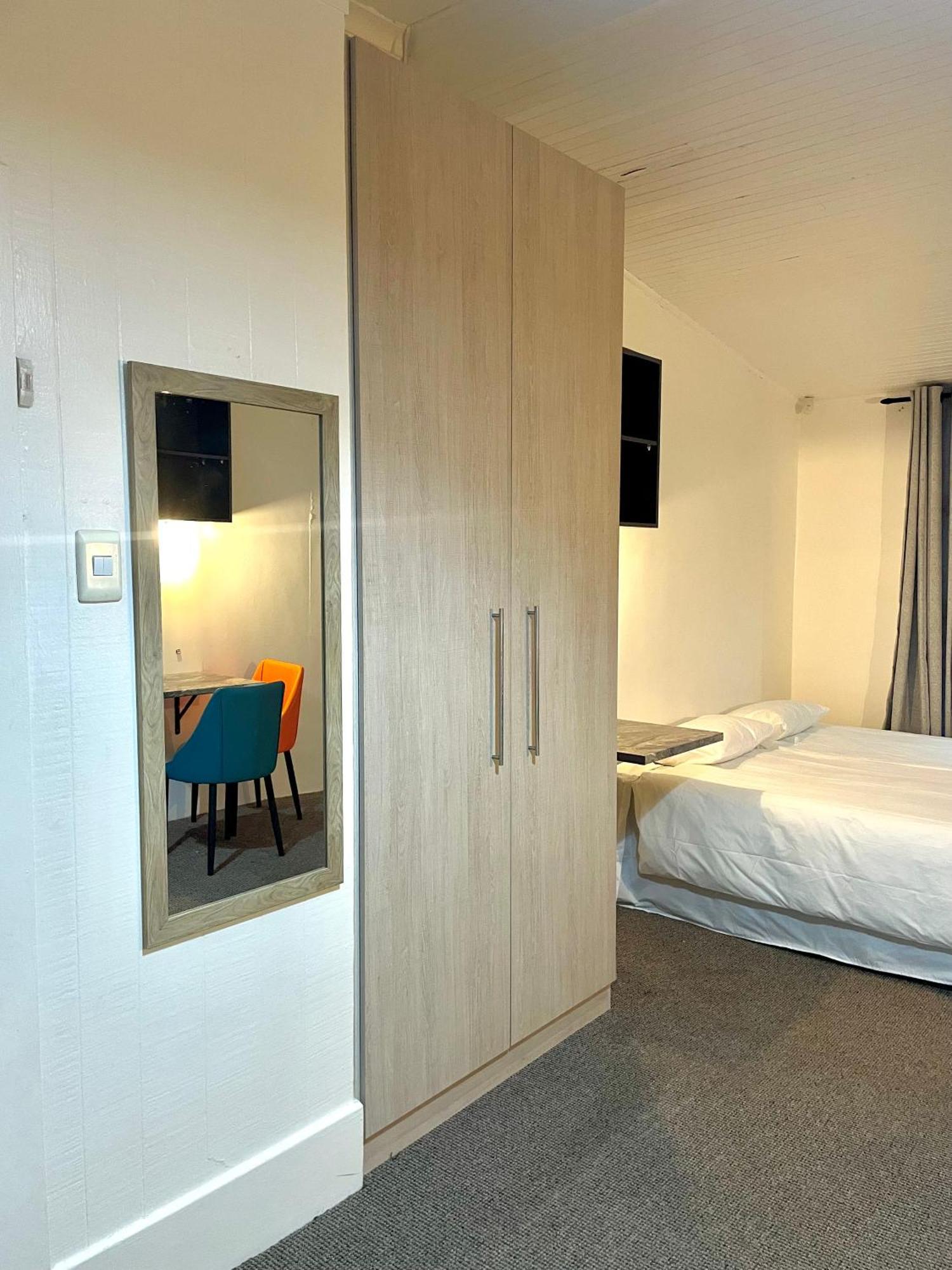 Cosy Richmond Hill Retreat Hotel Port Elizabeth Bagian luar foto